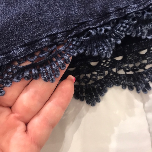 Altar’d State top - Picture 4 of 6